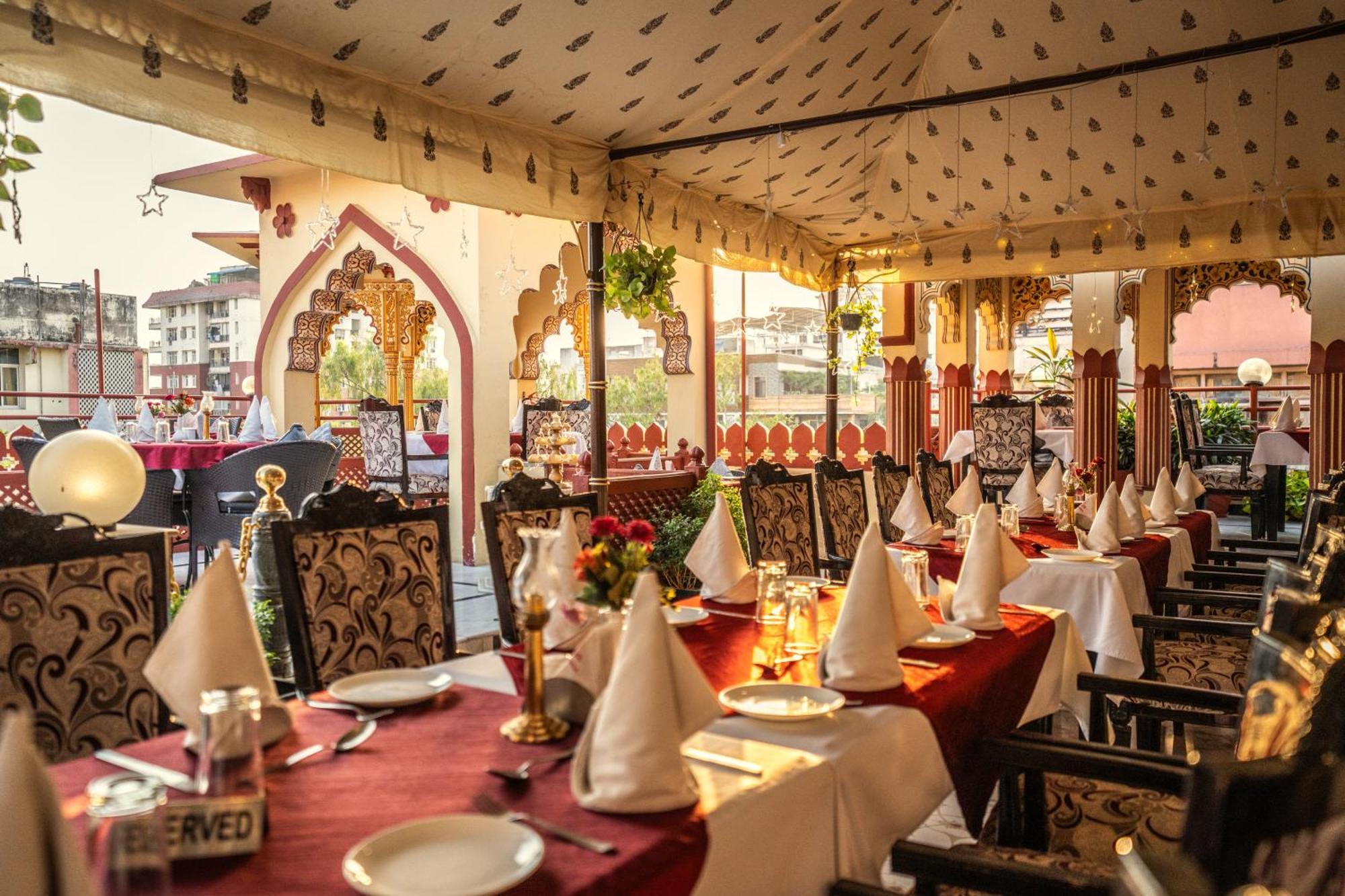 Umaid Bhawan - A Heritage Style Boutique Hotel Jaipur Ngoại thất bức ảnh